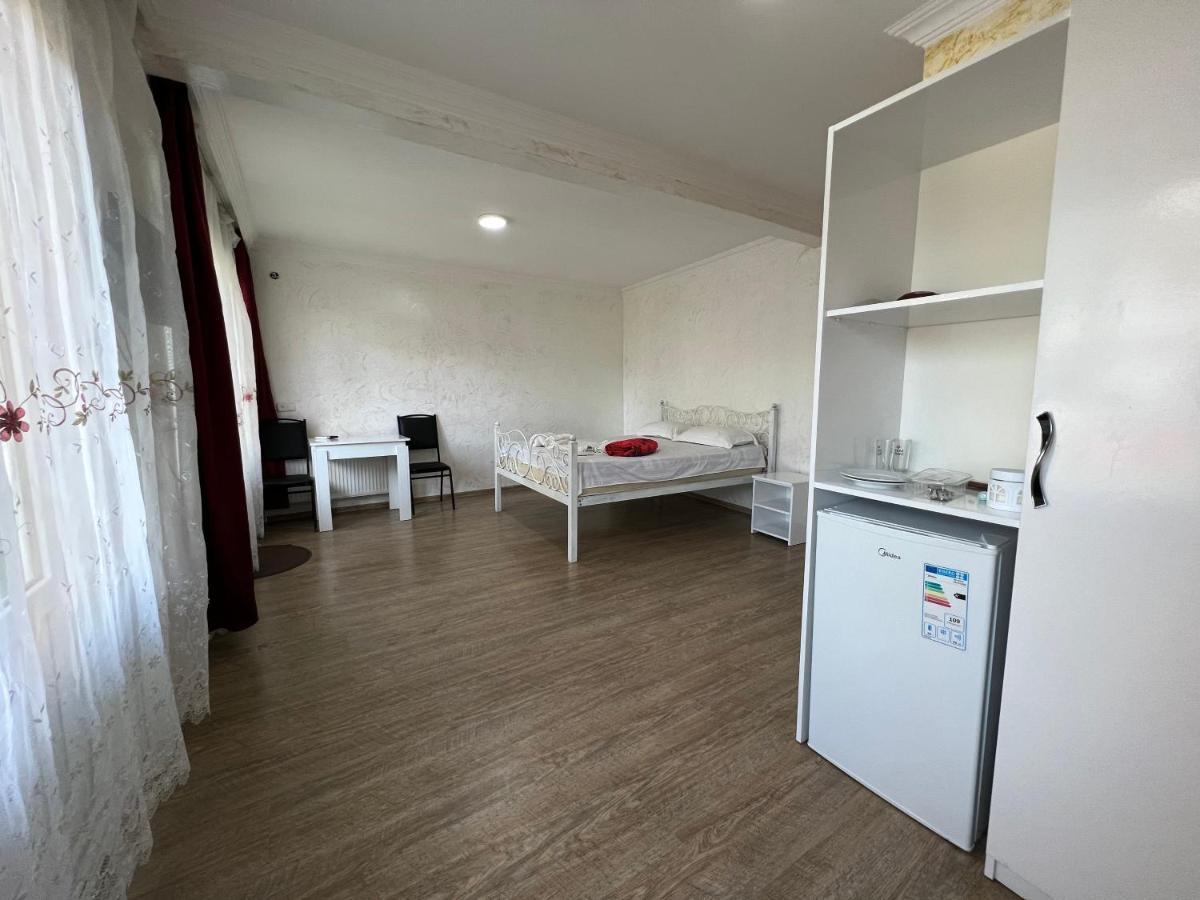 Elite Palace Plus Hotel Batumi Kültér fotó