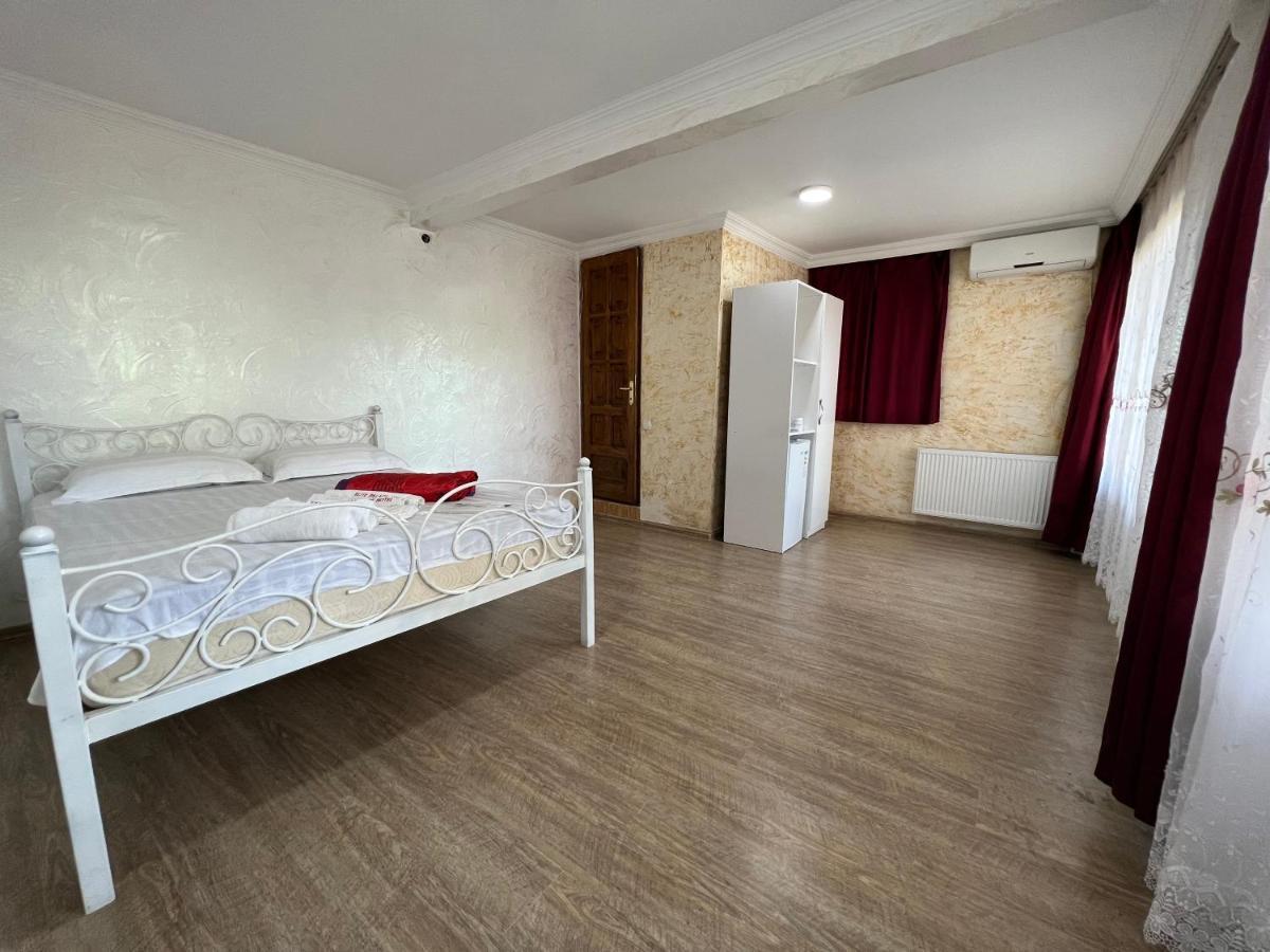 Elite Palace Plus Hotel Batumi Kültér fotó
